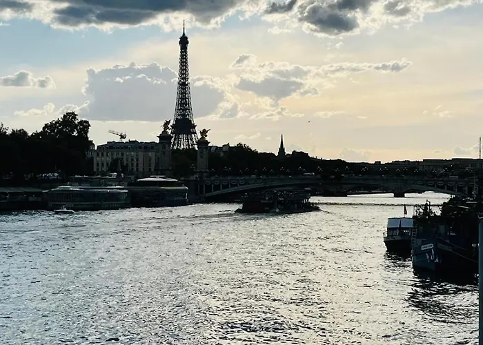 Rum i privatbostad Place Economique 3 Min Arc De Triomphe